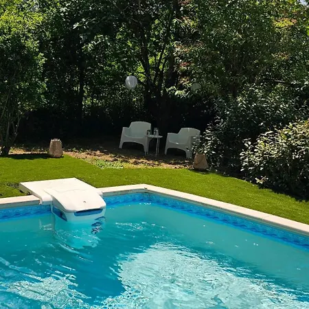 With Private Pool, 3 Bedrooms On 3000 M2 Vila