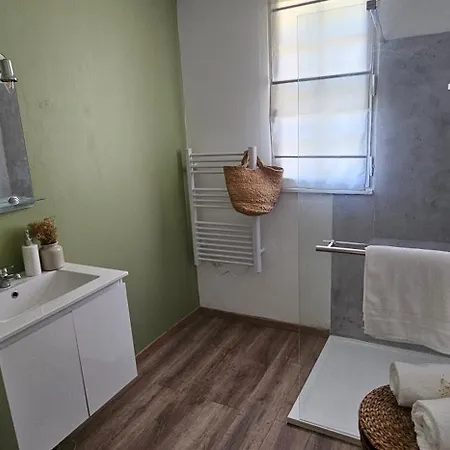 With Private Pool, 3 Bedrooms On 3000 M2 * Anduze
