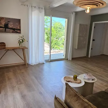 Vila With Private Pool, 3 Bedrooms On 3000 M2