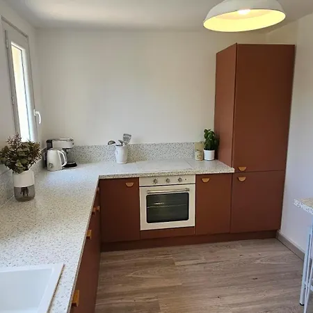 With Private Pool, 3 Bedrooms On 3000 M2 * Anduze