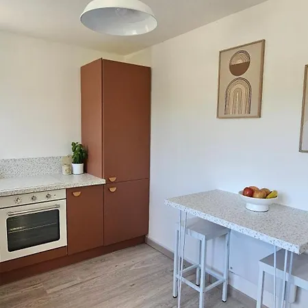 With Private Pool, 3 Bedrooms On 3000 M2 Anduze
