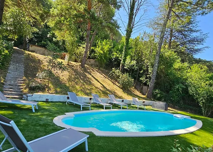 Villa With Private Pool, 3 Bedrooms On 3000 M2 Anduze