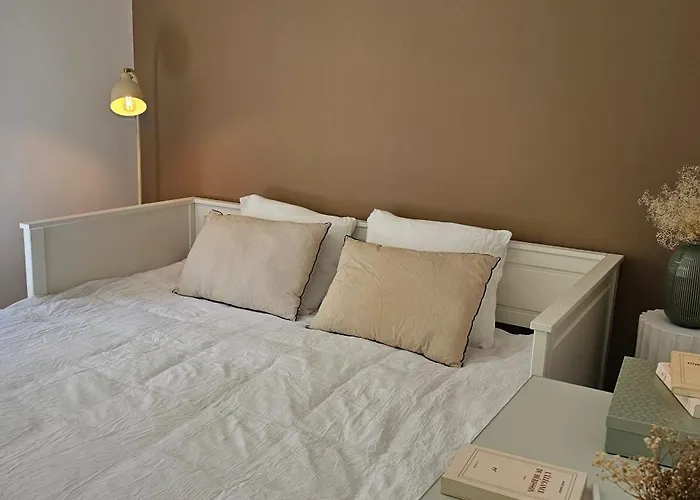 With Private Pool, 3 Bedrooms On 3000 M2 Anduze